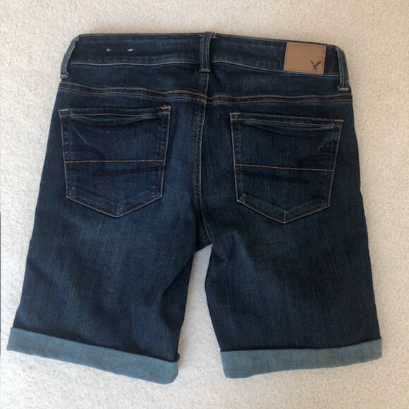 American Eagle Super Stretch Skinny Bermuda Cut-Off Jean / Denim Shorts, Size 4 - Picture 2 of 7